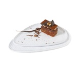 GET CS-1180-CN-W - Coralline Plate, 11 x 9 x 7 inch, triangular, white, (Case of 12)