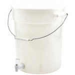 Winco PBDW-22 - Beverage Dispenser, 6 gallon, drip-proof spigot, white