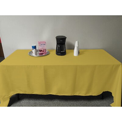 Intedge TCM64110-Y Tablecloth 